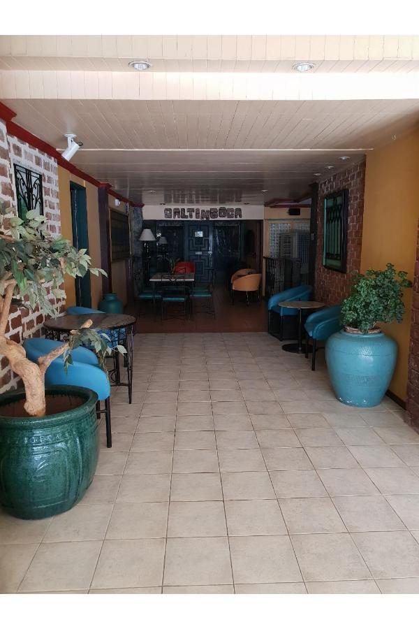 Saltimboca Tourist In Hotel Bacolod Exterior photo